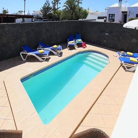 ヴィラ Cosy Lanzarote 3 Bedrooms Heated Pool Honey *
