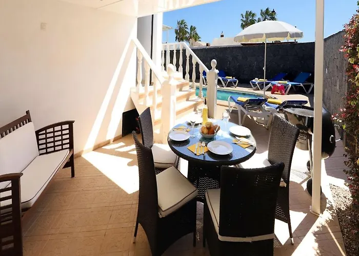 ヴィラ Cosy Lanzarote 3 Bedrooms Heated Pool Honey *