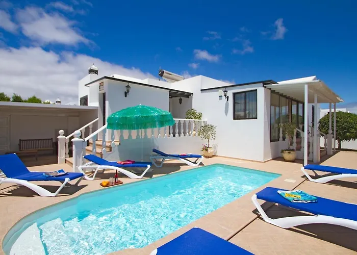 Cosy Lanzarote 3 Bedrooms Heated Pool Honey Вилла Пуэрто дель Кармен