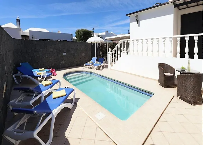 Cosy Lanzarote 3 Bedrooms Heated Pool Honey Вилла Пуэрто дель Кармен