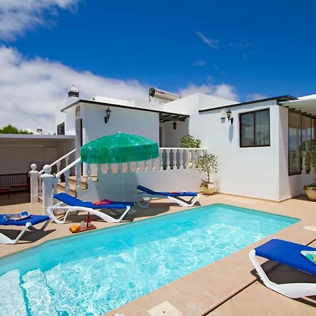 וילה Cosy Lanzarote 3 Bedrooms Heated Pool Honey