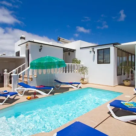 Cosy Lanzarote 3 Bedrooms Heated Pool Honey וילה פוארטו דל כרמן
