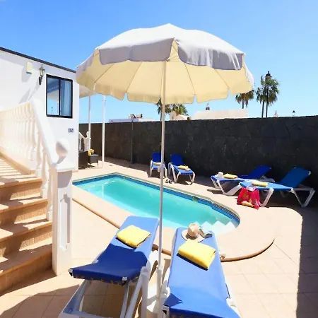 Cosy Lanzarote 3 Bedrooms Heated Pool Honey וילה פוארטו דל כרמן