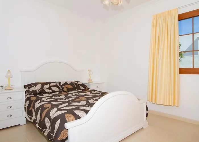 Cosy Lanzarote 3 Bedrooms Heated Pool Honey فيلة *