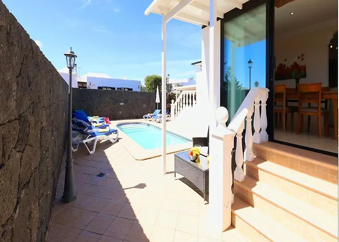 Cosy Lanzarote 3 Bedrooms Heated Pool Honey فيلة *